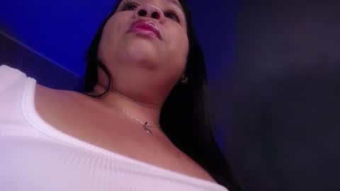 mia online show from February 13, 12:50 am