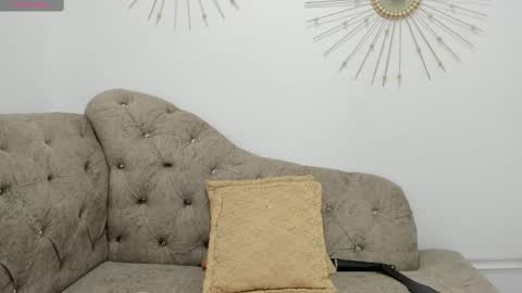 Miah Collins online show from February 15, 3:17 pm