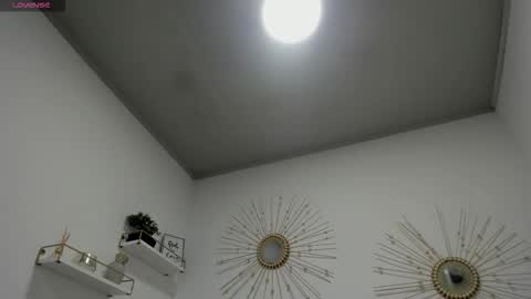 Miah Collins online show from September 18, 11:12 am