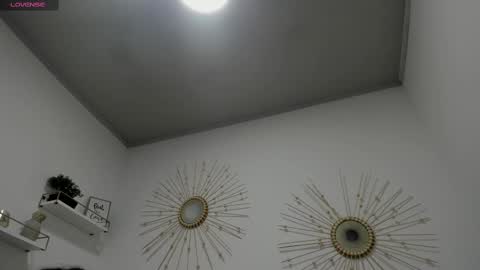 Miah Collins online show from September 29, 11:15 am