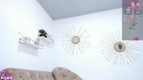 Miah Collins online show from March 16, 6:45 pm