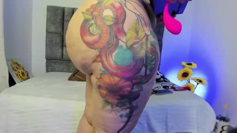 miah new independent model acount online show from October 23, 5:29 am