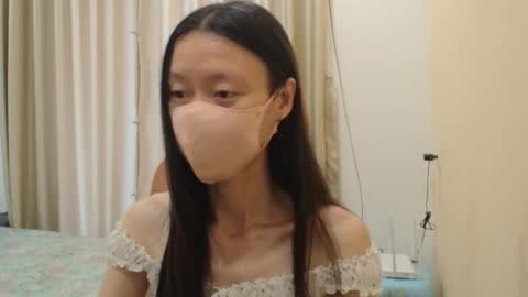 Snapshot of miahchan68 chatting on March 11, 3:23 am miahchan68 online show from March 11, 3:23 am