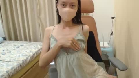 Snapshot of miahchan68 chatting on March 14, 10:10 am miahchan68 online show from March 14, 10:10 am