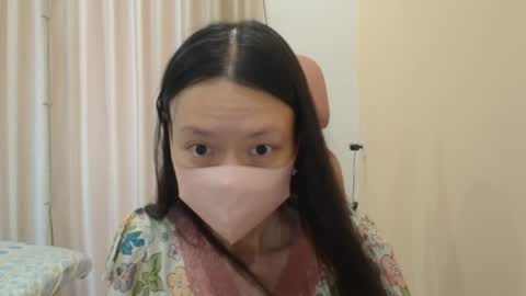 Snapshot of miahchan68 chatting on April 4, 3:49 am miahchan68 online show from April 4, 3:49 am