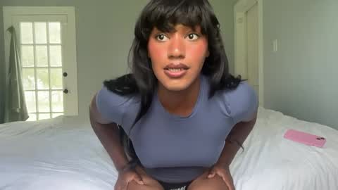 Miahkaela online show from June 21, 2:41 pm