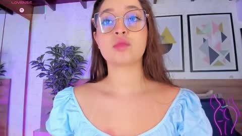 Mia  online show from January 9, 3:42 am