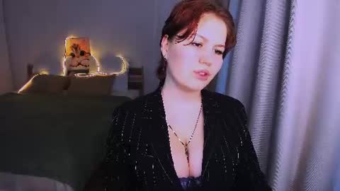 Snapshot of mialacrice chatting on June 30, 4:46 am mialacrice online show from June 30, 4:46 am
