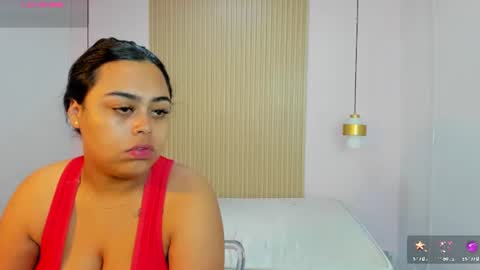 mialane3 online show from June 25, 11:37 am