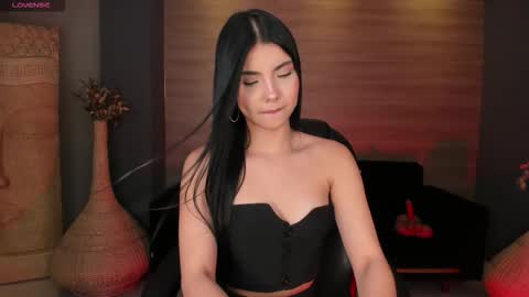 Call me Mia  online show from February 21, 7:26 pm