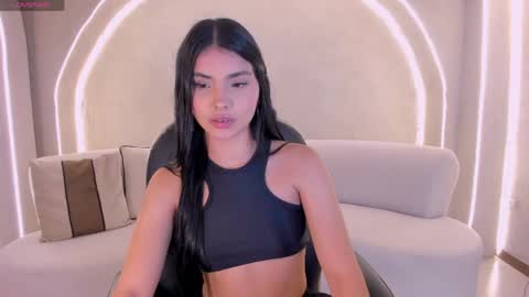 Call me Mia  online show from April 15, 7:43 pm