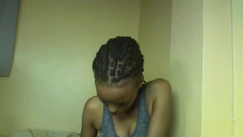 Snapshot of miami_muffin chatting on January 5, 10:02 pm Muffin online show from January 5, 10:02 pm