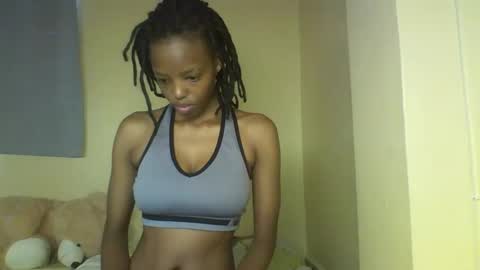 Snapshot of miami_muffin chatting on January 12, 10:42 am Muffin online show from January 12, 10:42 am