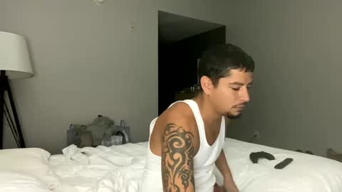 miamiclos1 online show from January 29, 2:21 pm