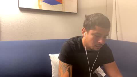 miamiclos1 online show from January 30, 2:36 pm