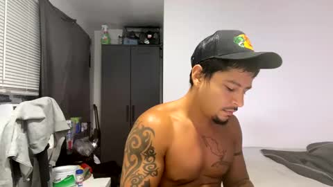 miamiclos1 online show from September 23, 11:24 am