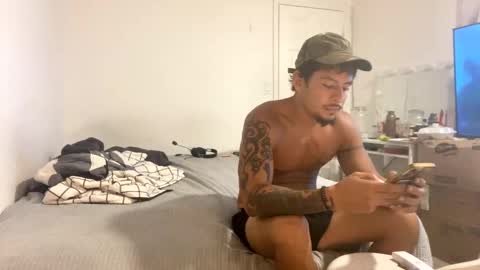 miamiclos1 online show from October 30, 2:02 am