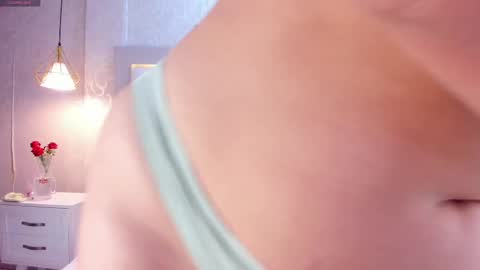 Snapshot of miamistrex chatting on February 22, 4:18 am Mia Mistrex online show from February 22, 4:18 am