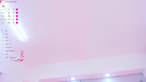 Snapshot of miamistrex chatting on October 24, 4:31 am Mia Mistrex online show from October 24, 4:31 am