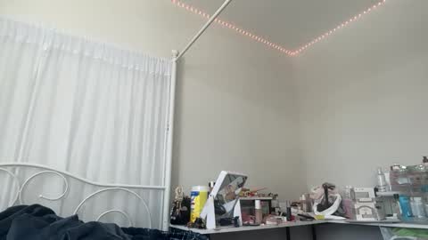 Snapshot of miamoon9 chatting on March 1, 10:34 pm Mia online show from March 1, 10:34 pm