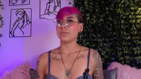 Mia Morgann online show from November 5, 2:39 pm