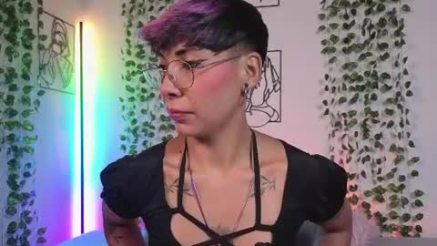 Snapshot of miamorgann chatting on June 19, 1:48 pm Mia Morgann online show from June 19, 1:48 pm