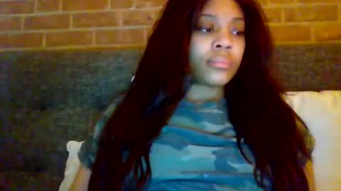 MiaMuffn online show from December 16, 4:56 pm