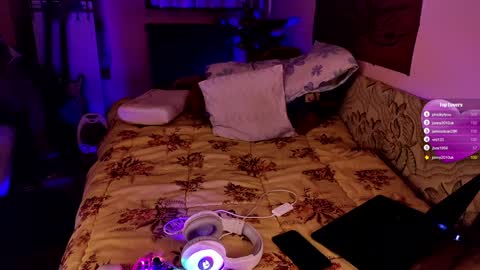 Snapshot of miaowhowl chatting on January 16, 4:38 am Kristien online show from January 16, 4:38 am