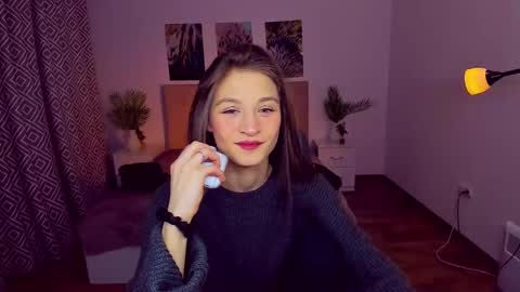 Mia online show from January 19, 6:21 pm