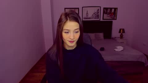 Mia online show from January 24, 5:32 pm