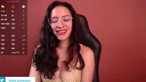 MIAPORTMANN online show from February 5, 9:14 am