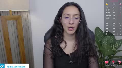 MIAPORTMANN online show from February 12, 3:01 am