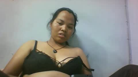 miarii online show from March 14, 6:02 pm