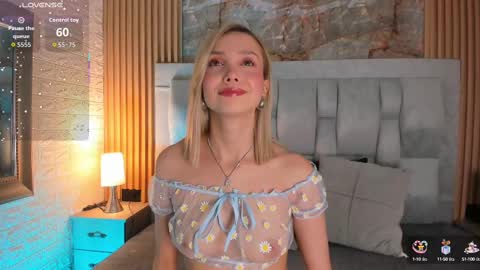 Snapshot of miaroldan chatting on September 25, 11:58 am miaroldan online show from September 25, 11:58 am