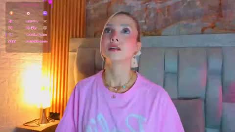 Snapshot of miaroldan chatting on July 17, 12:01 pm miaroldan online show from July 17, 12:01 pm