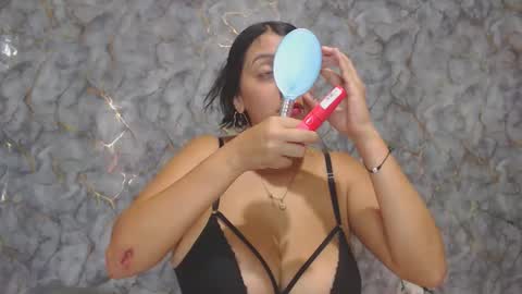 miarouse1531 online show from March 14, 10:59 pm