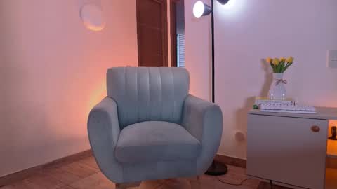 My name is Mia  Please say hello I like to chat with you. If you have requests or dirty talk please use tip online show from September 10, 12:49 pm