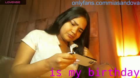 Snapshot of miasandoval_22 chatting on May 29, 9:02 pm miasaandovaal 22 online show from May 29, 9:02 pm