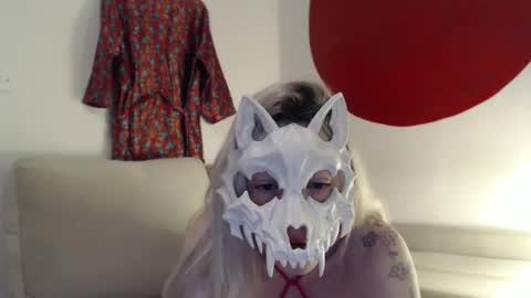 Mia online show from October 6, 6:11 am