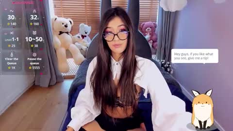 Miayna Silk online show from October 23, 10:25 am