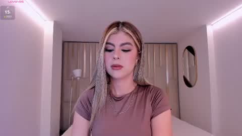 Mia Silva online show from June 30, 11:00 am