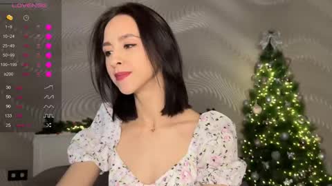 Mia online show from January 9, 7:11 am