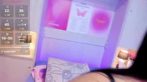 miaturnerr_ online show from June 6, 4:17 am