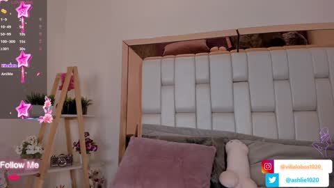 Mia Villalobos online show from January 7, 10:41 pm