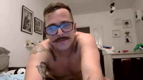 MILO MIAMI online show from May 22, 1:13 am