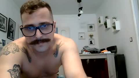 Snapshot of mich6921 chatting on July 20, 5:15 pm MILO MIAMI online show from July 20, 5:15 pm