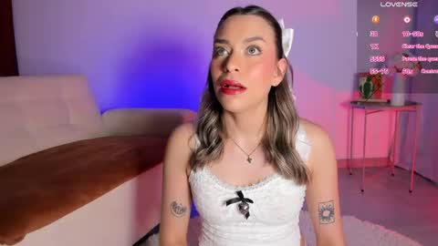         online show from April 12, 10:48 pm