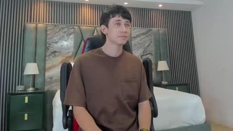 Michael online show from September 18, 11:56 am