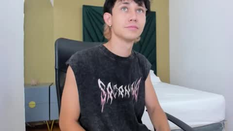 Michael online show from December 18, 11:49 am