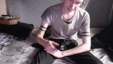 Snapshot of michael_danymans chatting on February 22, 8:24 am Michael online show from February 22, 8:24 am